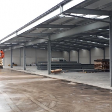 V-Warehouse: logistieke hart metaalunit