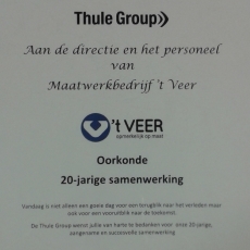 't Veer ontvangt oorkonde Thule Group